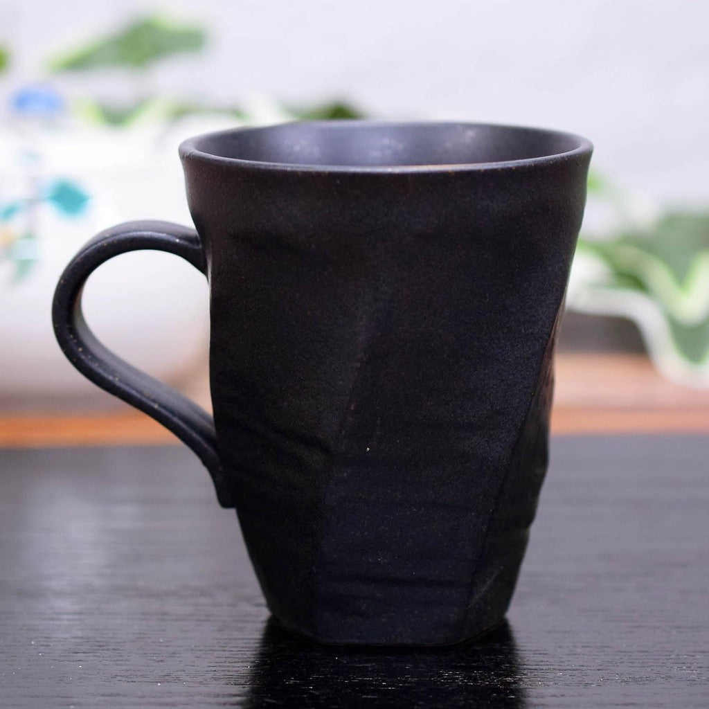 Stylish Kutani Ware Mug with Gold Leaf, Luxury Ceramic Tableware by Waza no Kura, High-Quality Japanese Brand Gift for Kanreki Celebrationchaware