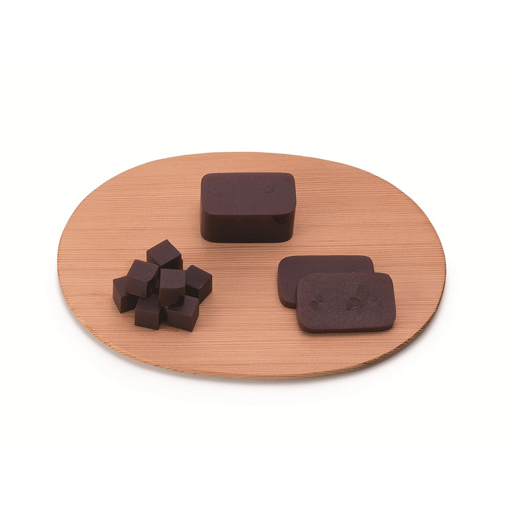 Toraya Bamboo Leaf Wrapped Yokan - 1 Piece. Traditional Japanese Sweet Treat, Luxurious Texture, Ideal Gift or Personal Indulgence, Rich in Flavor, Perfect for Tea Time.chaware