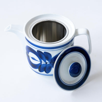 Nishikai Pottery Hasami Pot Large Majolica Pattern Capacity Approximately 550ml Easy to Clean with Tea Strainer (Super Stainless with Tea Strainer) Hasami Yaki Tableware Black Tea Tea Green Tea Japanese Tableware Made in Japan 60157