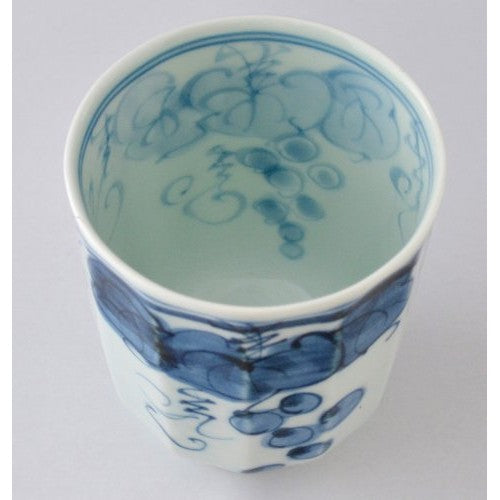 【made in japan】
Hasami Ware Issei Kiln Lightweight Tea Cup (Large) Inner and Outer Grape Blue