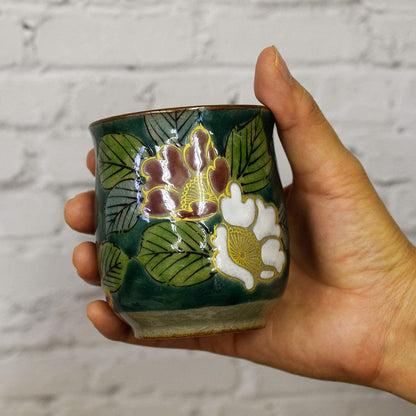 Stylish Yunomi (tea cup) - Kutani Ware, Green Camellia, ceramic tea bowl, brand, Japanese tableware, made in Japan.