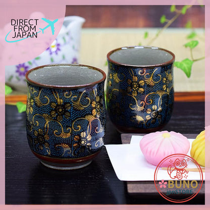 【made in japan】
Pair of stylish teacups, Kutani ware, couple's teacups, blue grain iron chrysanthemum design, teacup bow