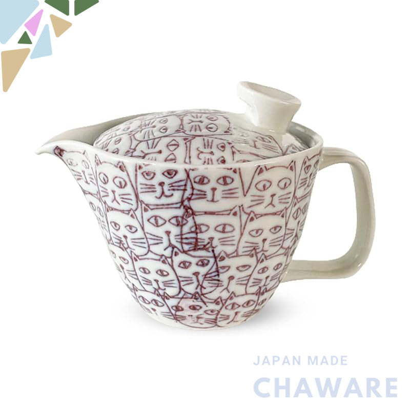 J-kitchens Teapot with Strainer, Hasami Ware, Made in Japan, 240ml, Large for One to Two Servings, Water-Repellent Cats,