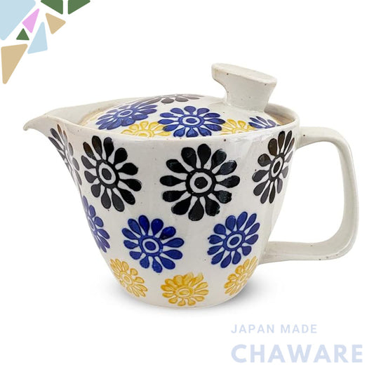 J-kitchens Kuzuyama Kiln Teapot Small Hasami Ware Made in Japan 240ml for 1-2 Persons with Tea Strainer, Flower Komon Pa