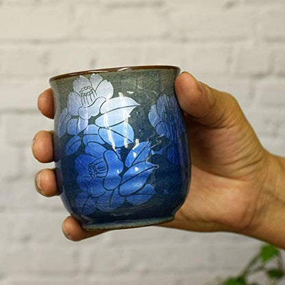 【made in japan】
Kutani ware pair tea cups, with silver glaze camellia design, couple's tea cups, perfect for a 60th birthday celebration, gift, present.