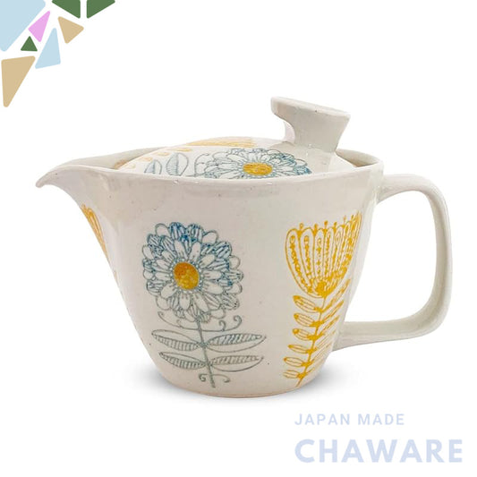 J-kitchens Kunzan Kiln Teapot with Strainer 240ml for 1 to 2 people Hasami Ware Made in Japan Scandinavian Flower Light 