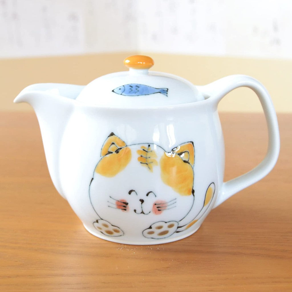 Hamato Hasami Ware Lightweight Teapot 300ml White Hand-Painted Sakura with Super Mesh Tea Strainer Made in Japan