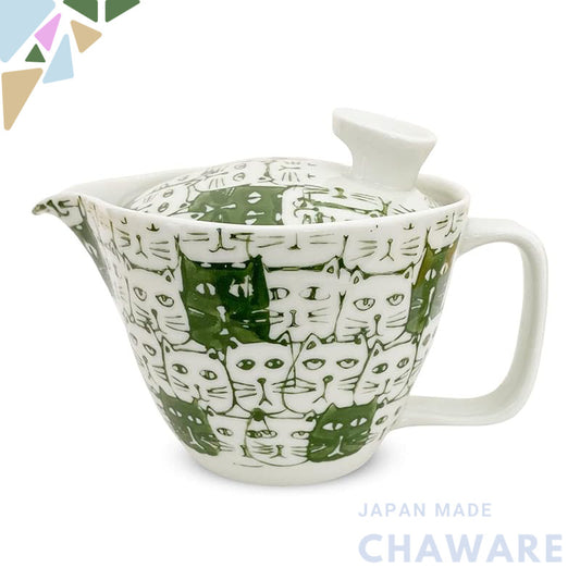 J-kitchens Teapot with Strainer, Hasami Ware, Made in Japan, 240ml, Large for One to Two Servings, Cats (Cat Pattern), G