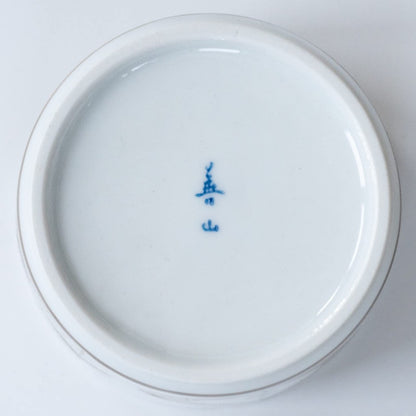 【made in japan】
Saikaitoki Hasami Yaki Tea Cup Majolica Fig, capacity approximately 220ml, microwave-safe, dishwasher-safe, made in Japan, model number 10214.