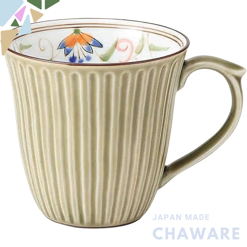 Lightweight mug with hand-painted flowers on the inside, green, diameter 8.5cm, capacity 250ml. Easy to use due to its l