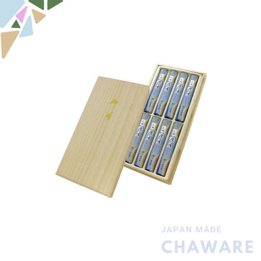 Kōjūdō Incense Sticks - Karyūn Tōgetsu, Short Size, 8 Bundles per Box, in a Paulownia Box #47