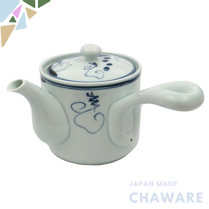 Hasami Ware Issei Pottery Lightweight Fuwari Chidori Lightweight Teapot Pot Larger Size Grape Design Approximately 18cm 