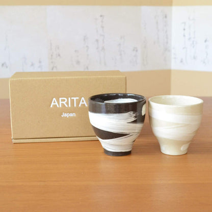 Tea cups pair gift set with a stylish gift box, Arita ware, Naruto design, couple's tea cups, ceramic, made in Japan.