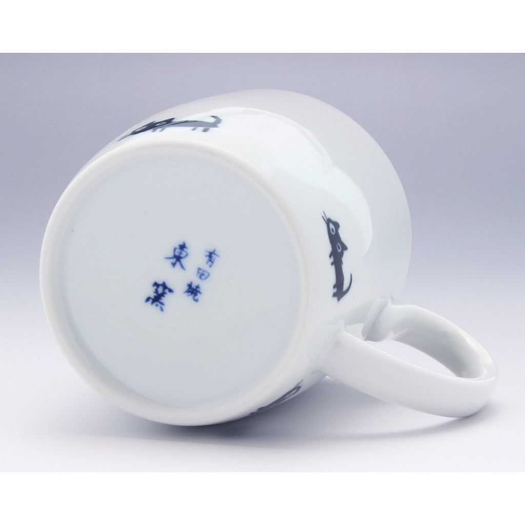 Toyo Ceramics Arita Ware Mug, Kittens (Bottom) ID-57-02