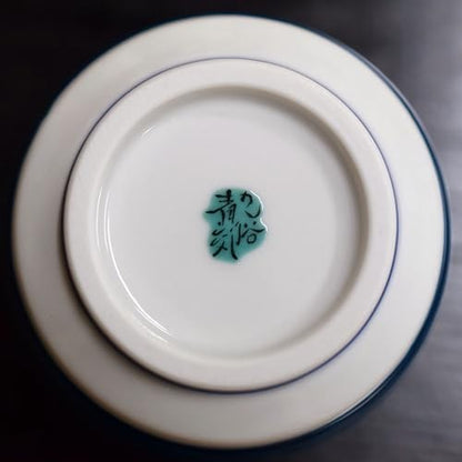 【made in japan】
Waza no Kura Kutani ware tea cup, camellia design, stylish teacup, porcelain brand, Japanese tableware, gift for the celebration of the 70th birthday.