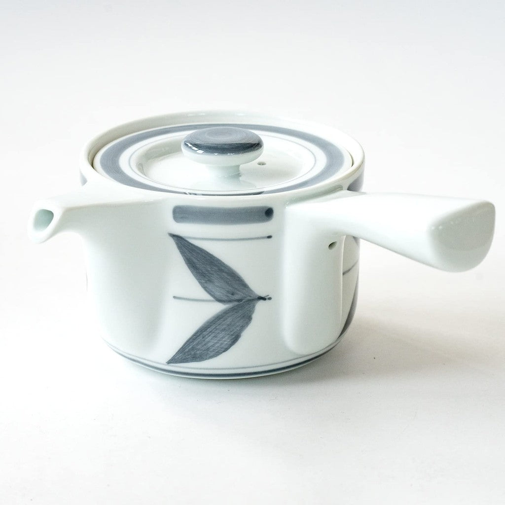 Majolica Flower Design Teapot with Infuser - Super Stainless Steel, Microwave & Dishwasher Safe, Capacity 425ml, Made in Japan