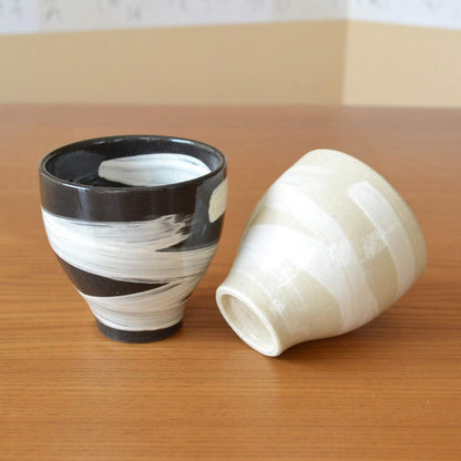 Tea cups pair gift set with a stylish gift box, Arita ware, Naruto design, couple's tea cups, ceramic, made in Japan.