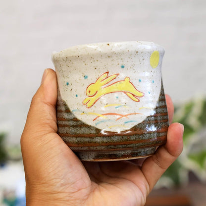 Stylish Yunomi, Kutani ware, Hane-usagi, ceramic tea cup, brand, Japanese tableware, made in Japan.
