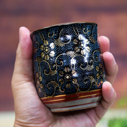 【made in japan】
Pair of stylish teacups, Kutani ware, couple's teacups, blue grain iron chrysanthemum design, teacup bowl, ceramic, brand, Japanese tableware, made in Japan.