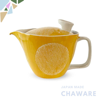 J-kitchens Teapot with Strainer 240ml for 1 to 2 Persons, Hasami Ware, Made in Japan, Water-Repellent Round Pattern, Pot
