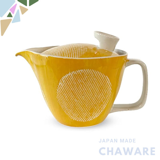 J-kitchens Teapot with Strainer 240ml for 1 to 2 Persons, Hasami Ware, Made in Japan, Water-Repellent Round Pattern, Pot