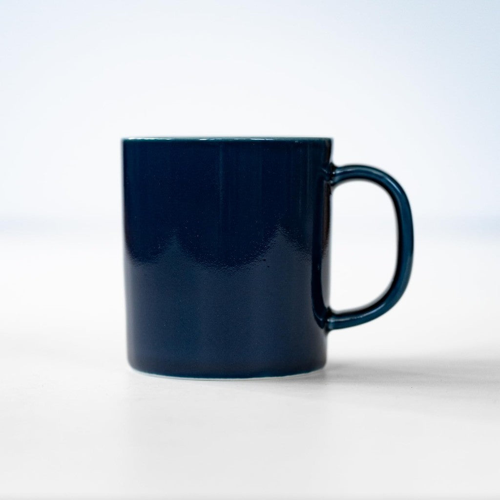 Saikaitoki Common Hasami Porcelain Yellow Mug - 330ml Capacity, Microwave and Dishwasher Safe