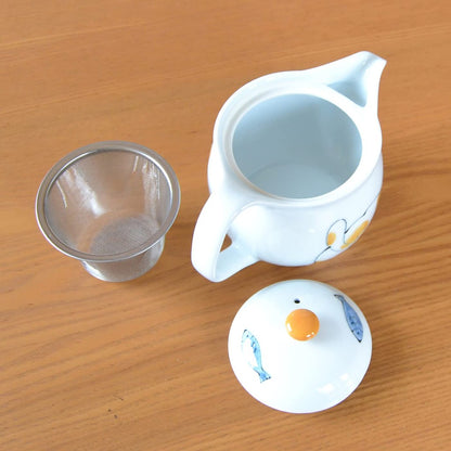 Hamato Hasami Ware Lightweight Teapot 300ml White Hand-Painted Sakura with Super Mesh Tea Strainer Made in Japan