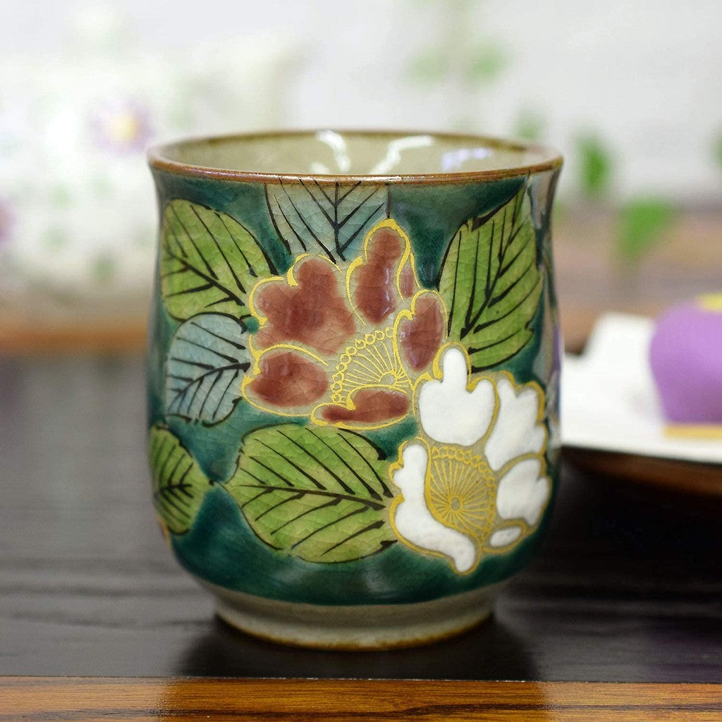 Stylish Yunomi (tea cup) - Kutani Ware, Green Camellia, ceramic tea bowl, brand, Japanese tableware, made in Japan.