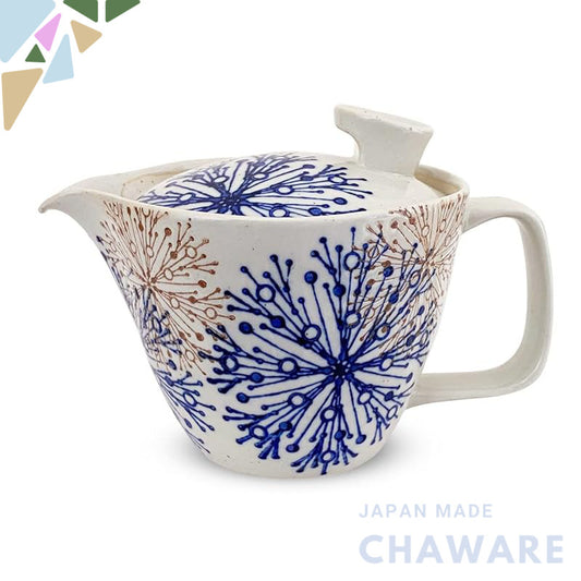 J-kitchens Kunzan Kiln Teapot Small, Hasami Porcelain, Made in Japan, 240ml, for 1 to 2 persons, with tea strainer, Flow