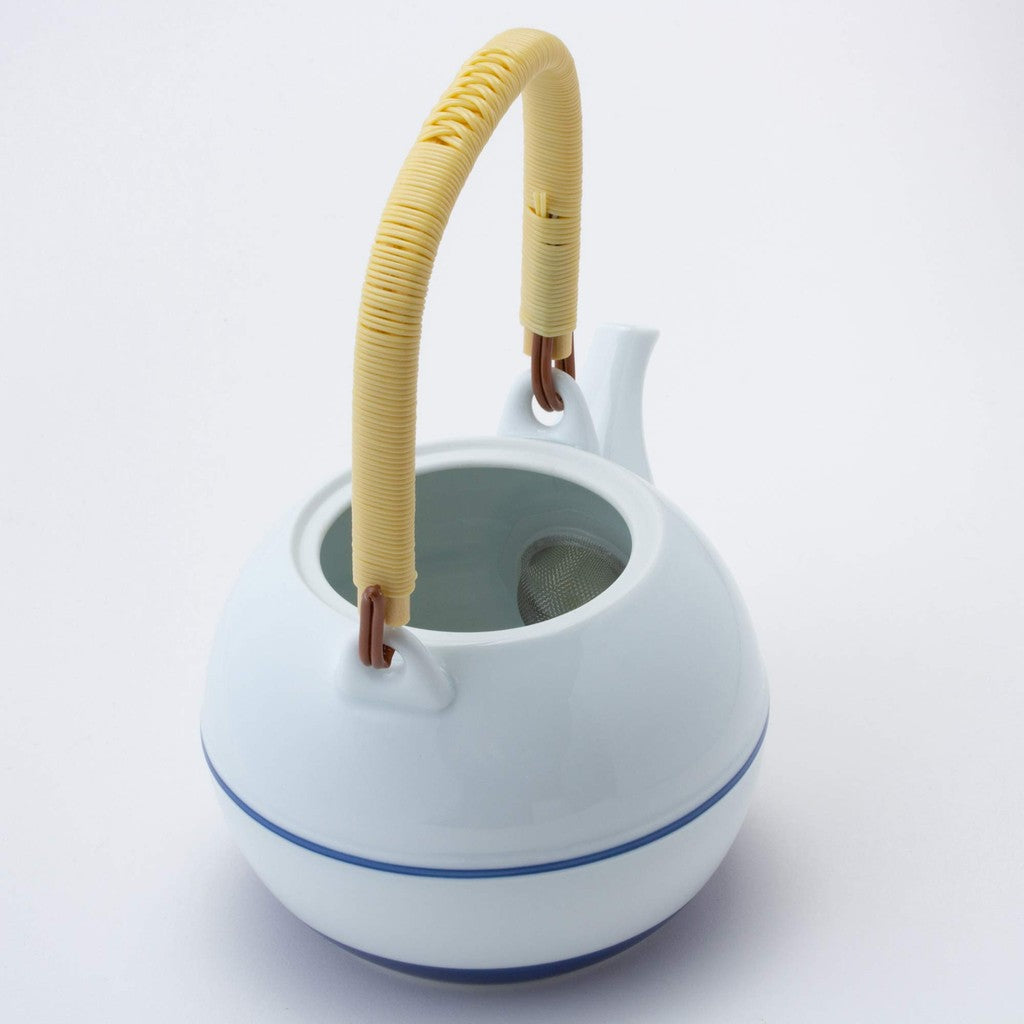 Hasami Porcelain Yumeji Teapot (Medium) 99258 & Tea Kettle 99256