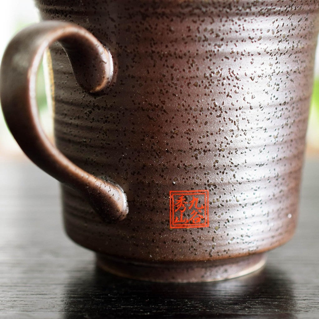 Waza no Kura Stylish Kutani Ware Mug Cup with Gold Flower Design Ceramic High-Quality Brand Tableware Made in Japan Birthday Gift