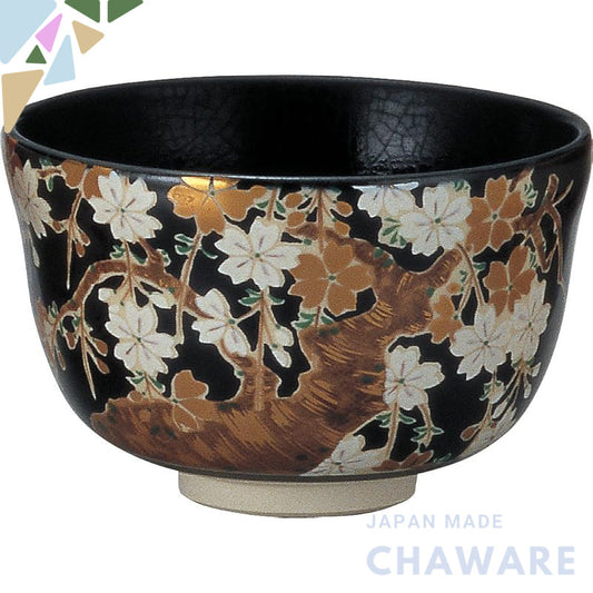 Miyachi Eikou Matcha Bowl, Black  
Size: Diameter 12.4cm x Height 7.8cm  
Kuroni-sei, Weeping Cherry Blossom  
Comes in 
