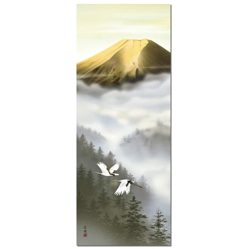 Year-round decoration: Mount Fuji hanging scroll "Golden Fuji in Flight" by Arima Souen, Shaku-go size, with traditional tokonoma mounting, featuring a modern landscape painting.