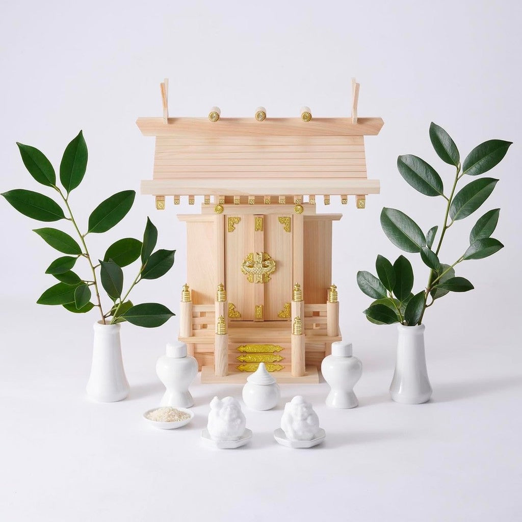 Ninjin Tai Mori Shio Set  
Mori Shio  
Ebisu-sama  
Daikokuten-sama  
Prayer Salt  
Business Prosperity  
Evil Spirit Exorcism  
Fortune Improvement  
Purification  
Offerings  
Financial Luck  
Shelf Salt for Deities  
Demon Gate  
Ebisu Figurine  
Daiko