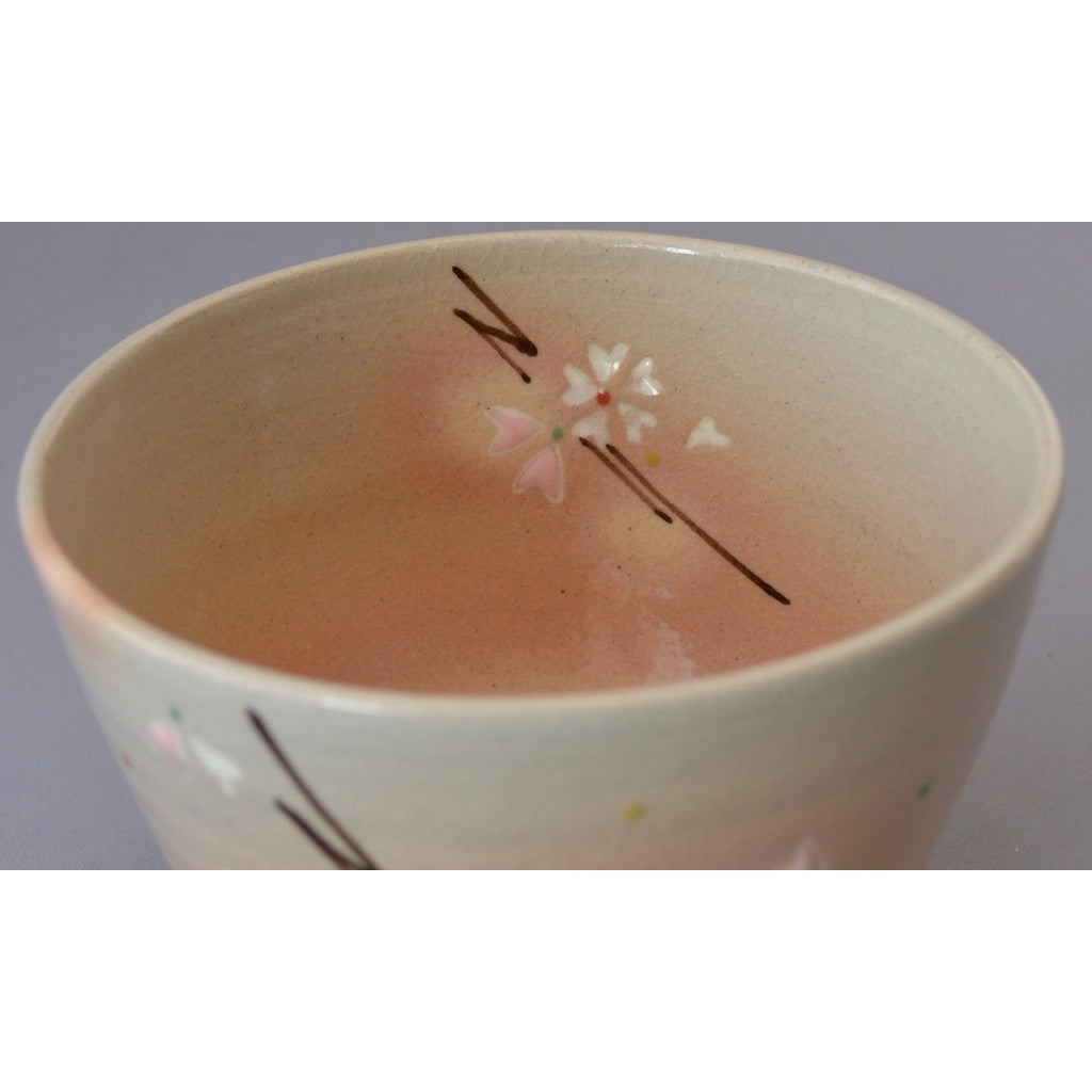 【made in japan】
Kyoto Ware Seibu Kiln Matcha Bowl, Porcelain with Cherry Blossom Design, Handcrafted Sakuzan Ware K1-8