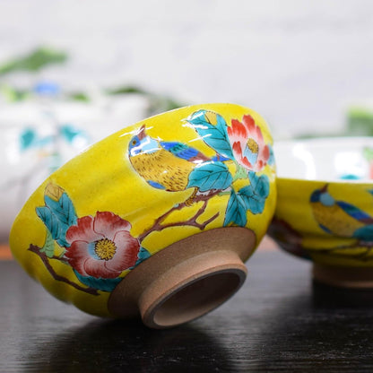 【made in japan】Waza no Kura Couple Rice Bowls - Stylish Kutani Ware Tableware for Couples, Elegant Ceramic Dishware with Yoshidaya Camellia and Birds Design, Perfect Gift for Weddings and Milestone Celebrations in Japan.