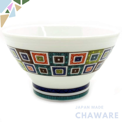 【made in japan】
"Waza no Kura Kutani Ware 1000 Steps Rice Bowl - Stylish Stone Pattern Ceramic, Perfect for Japanese Cui
