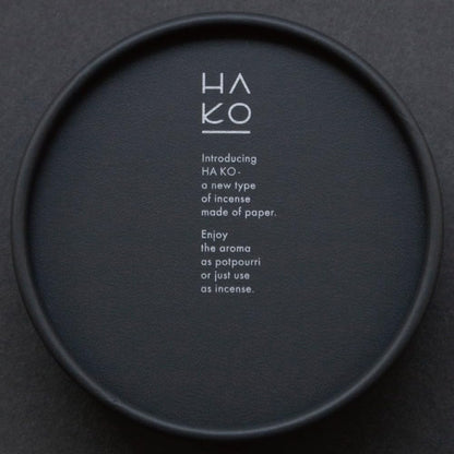 【made in japan】
HAKO Paper Incense - Black Leaf - 6 Sheets - Kunjyudo Japan - Aromatherapy Assortment