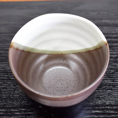 【made in japan】
Elegant KUTANI Porcelain Rice Bowl, Traditional Japanese Tableware, YOSHIDA's Cherry Blossom & Bird Design, Luxury Gift for Birthdays and Milestone Celebrations, Made in Japan, Perfect for Ochazuke.