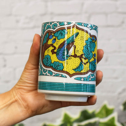 【made in japan】
Large Japanese Tea Cups by Waza no Kura, Kutani Ware, Antique Kyo Kutani Flower and Bird Design, Ceramic Teacup, Authentic Japanese Tableware, High-Quality Japanese Ceramic.