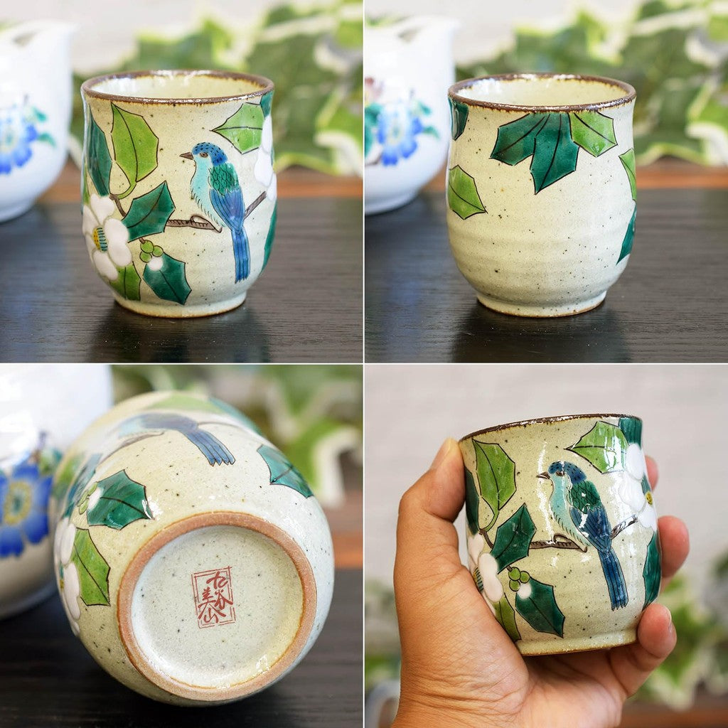 【made in japan】
Stylish Japanese Kutani Tea Cup - Ceramic Yunomi with White Camellia and Bird Design - Premium Tableware - Made in Japan. Perfect for tea lovers and collectors!