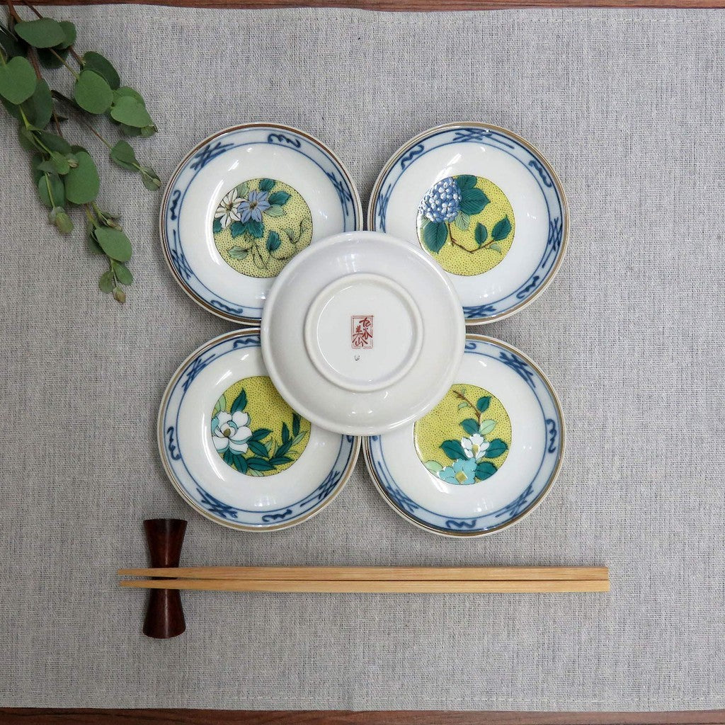 Waza no Kura Plate Set - Stylish Tableware, Kutani Ware Small Plates (Set of 5), Yoshidaya Floral Design, Ceramic, Japanese Tableware, Serving Plates, Made in Japan.