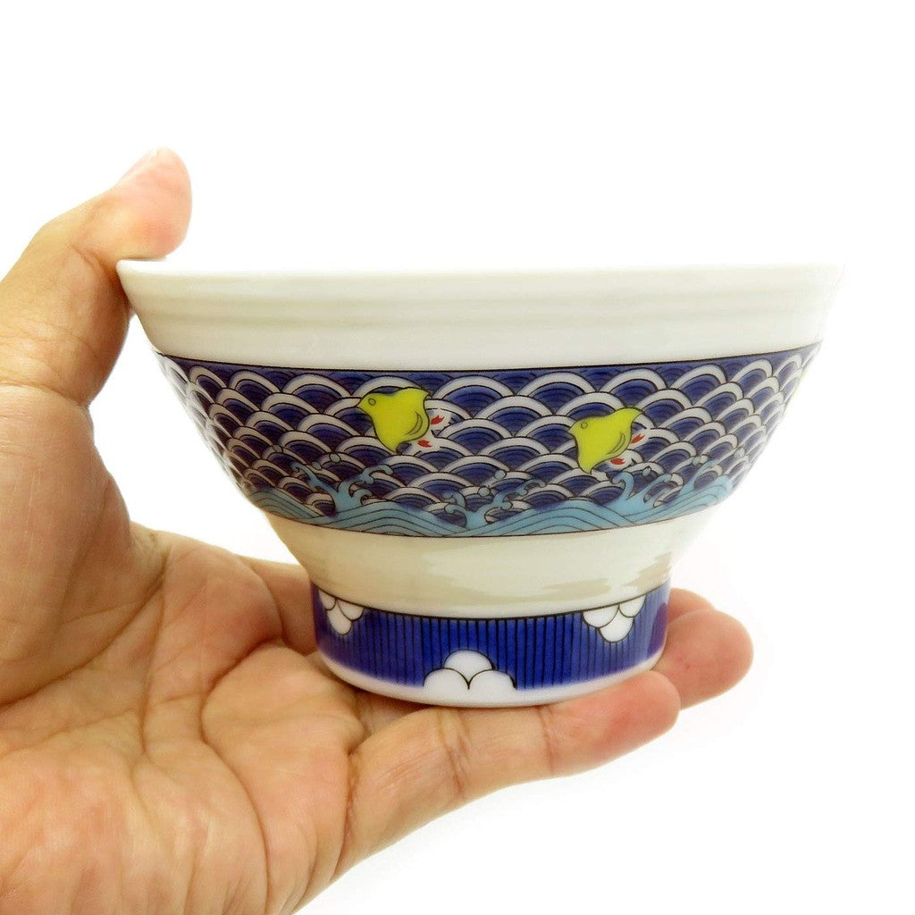 【made in japan】
Waza no Kura Kutani Porcelain Chidan Rice Bowl with Chidori Design - Elegant Japanese Tableware, Perfect Gift for Celebration and Special Occasions!