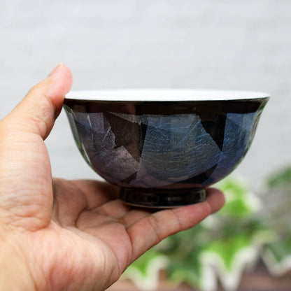 【made in japan】
Waza no Kura Elegant Pair of Rice Bowls, Kutani Porcelain, Stylish Japanese Tableware, Silver Decoration, High-Quality Ceramics, Perfect Wedding, Birthday, and Anniversary Gifts, Made in Japan.