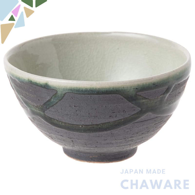 【made in japan】
Marui Seito Shigaraki Ware Hechimon Rice Bowl, Ceramic Tea Bowl with Black Glaze Flow Pattern, Diameter 