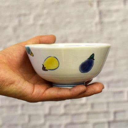 【made in japan】
Waza no Kura Stylish Rice Bowl - Kutani Porcelain, Colorful Eggplant Design, Ideal for Japanese Cuisine, Perfect for Birthday Gifts and Table Setting.
