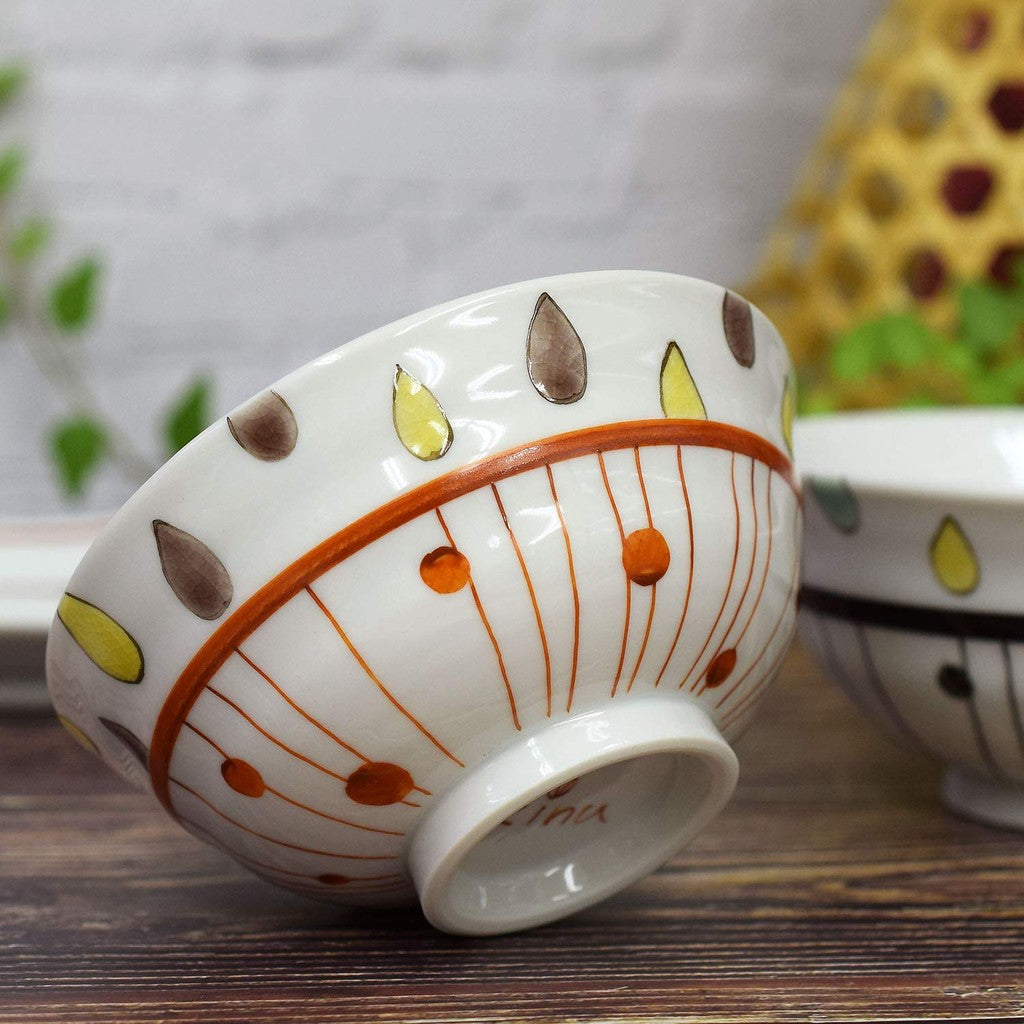 【made in japan】
Stylish Japanese Couple's Rice Bowls - Waza no Kura Set, Kutani Ceramics, Elegant Tableware, Drip Line Design, Perfect for Japanese Cuisine and Dining
