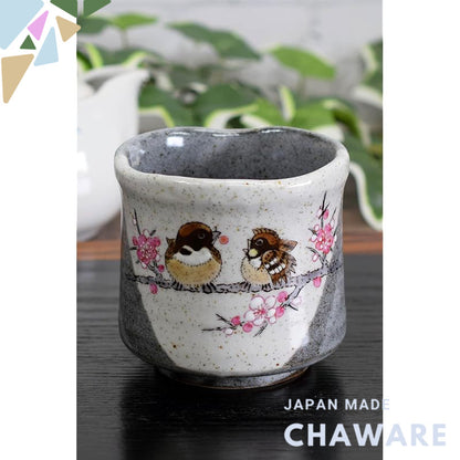 【made in japan】
Stylish Kutani Ware Large Tea Cup with Fuku Suzume Design - Perfect for Japanese Dining, Ideal Birthday 