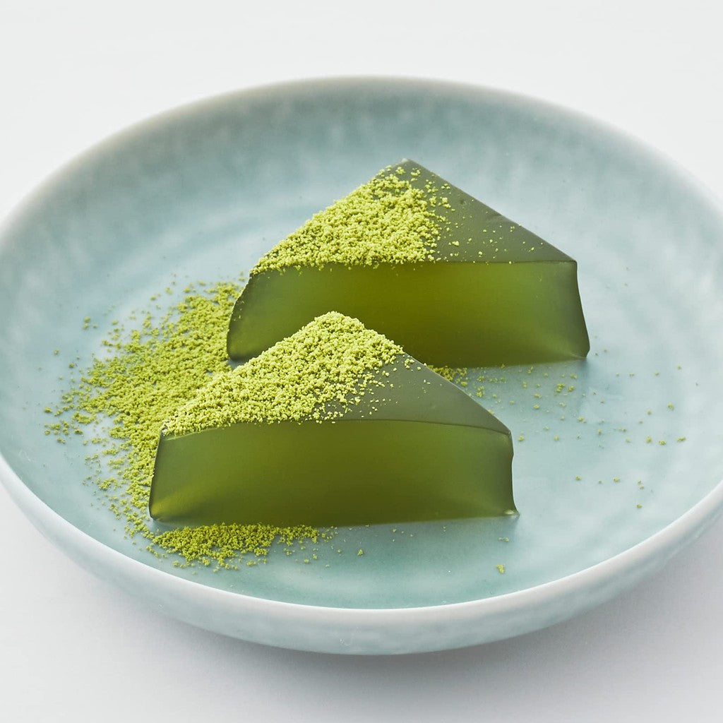 [made in Japan] Bun no Suke Tea House Warabi Mochi Assortment (Wasanbon & Matcha), 2 pieces (116g each) - A delightful traditional Japanese dessert with rich flavors ideal for any occasion!