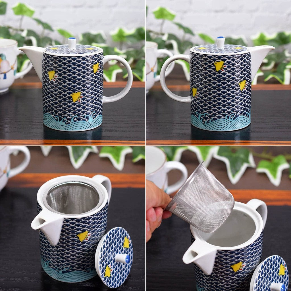 【made in japan】
Stylish Kutani Teapot with Chidori Design - Premium Ceramic Tea Pot with Strainer, High-Quality Japanese Brand Tableware, Made in Japan, Perfect for Tea Lovers.